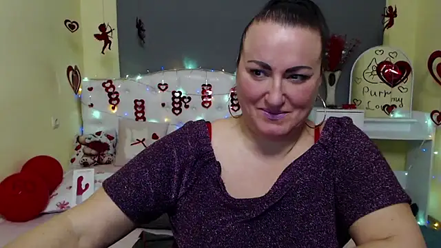 DianaMGG online show from 02-05-26, 09:16