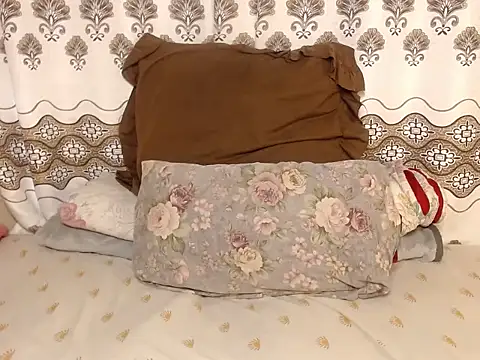 Snapshot of Karishma99_ chatting on 03-27-26, 01:34 Karishma99 online show from 03-27-26, 01:34