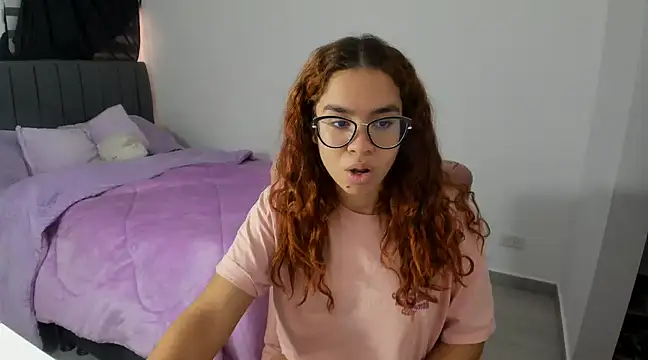 Greciaruiz  online show from 02-26-25, 07:21