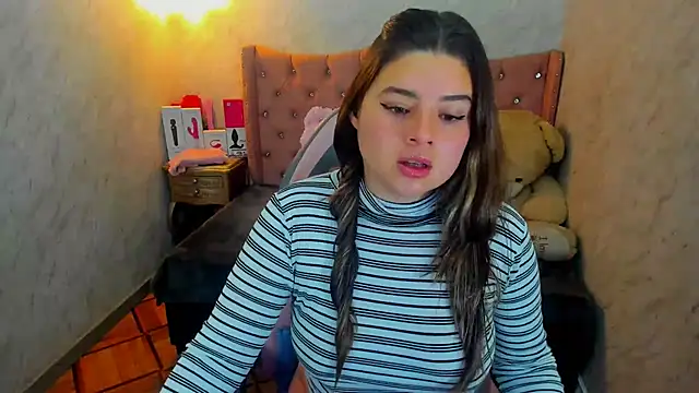 Lianngrace online show from 09-30-25, 03:07