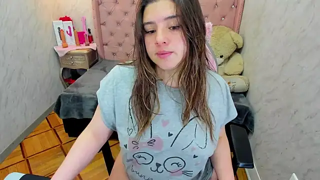 Lianngrace online show from 03-19-26, 02:17