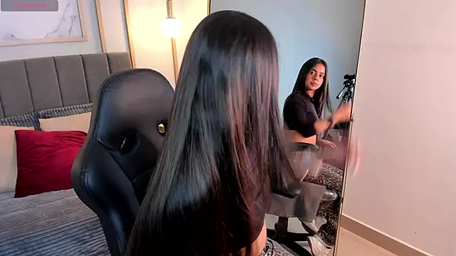 Bella walker  online show from 03-02-26, 08:27