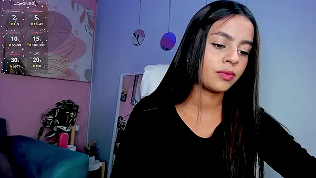 Bella walker  online show from 10-05-25, 08:21