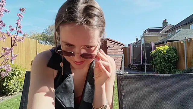 eatmypie69 online show from 04-14-26, 09:25