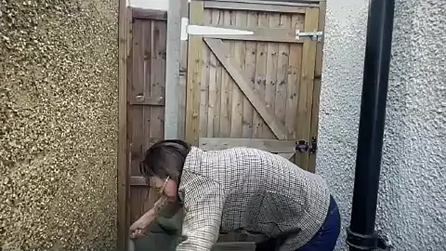 Snapshot of eatmypie69 chatting on 09-12-25, 09:20 eatmypie69 online show from 09-12-25, 09:20