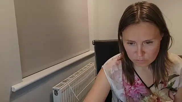 eatmypie69 online show from 06-18-26, 09:31