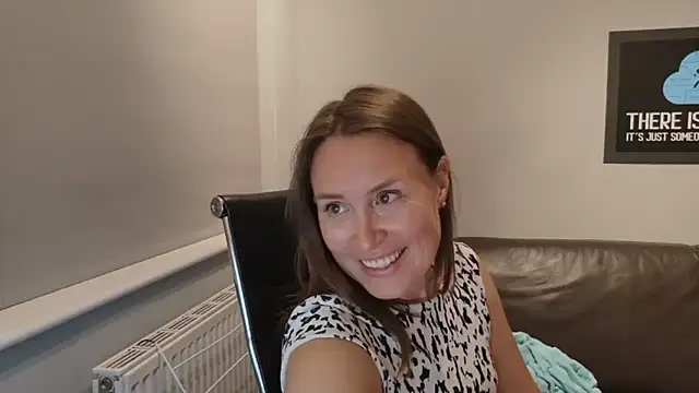 eatmypie69 online show from 06-19-26, 09:53