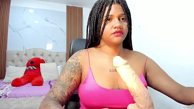 Snapshot of ZahraRose chatting on 02-05-26, 08:15 ZahraRose online show from 02-05-26, 08:15