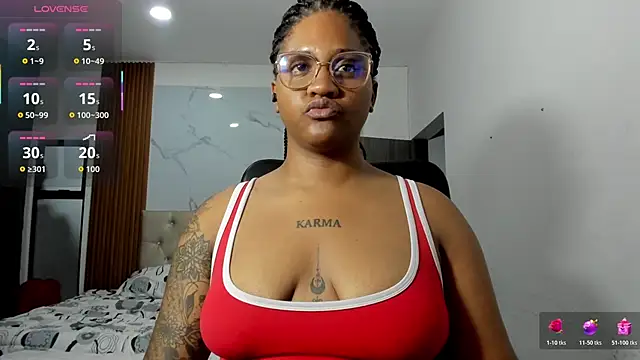 ZahraRose online show from 04-26-26, 01:47