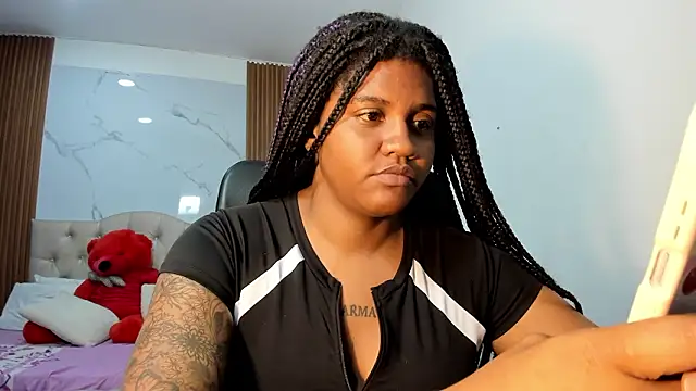 Snapshot of ZahraRose chatting on 02-11-26, 08:09 ZahraRose online show from 02-11-26, 08:09