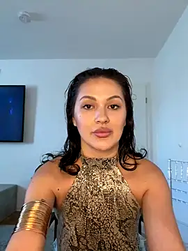 YoungHotMilf97 online show from 11-03-25, 08:51