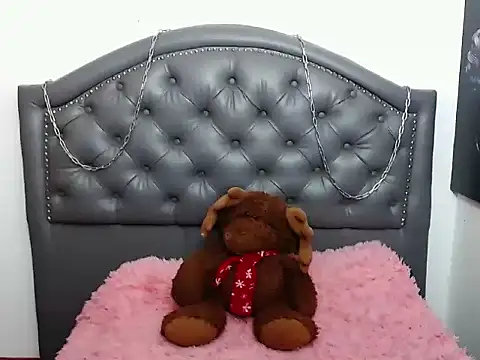 angellyhorny online show from 12-14-25, 09:42