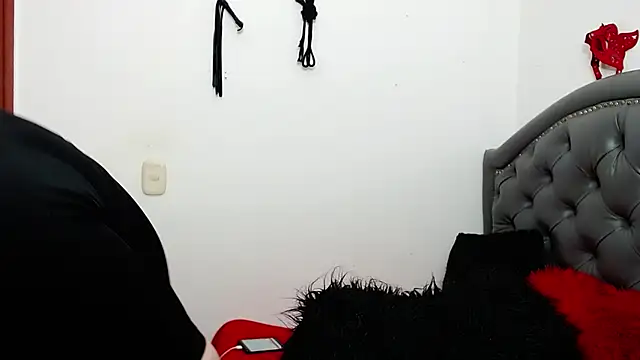 Snapshot of angellyhorny chatting on 03-10-26, 01:04 angellyhorny online show from 03-10-26, 01:04