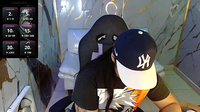 melany rouse18 online show from 04-16-26, 03:18