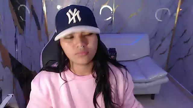 melany rouse18 online show from 09-16-25, 01:56