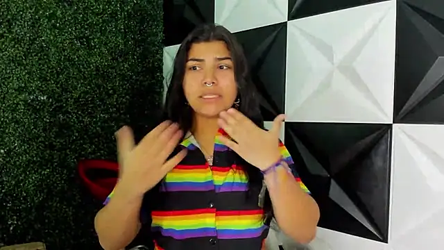 melany rouse18 online show from 11-16-25, 01:32