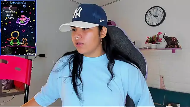 melany rouse18 online show from 10-30-25, 05:54