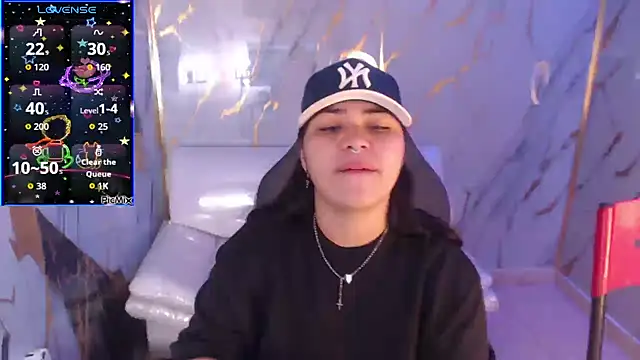 melany rouse18 online show from 10-23-25, 04:38