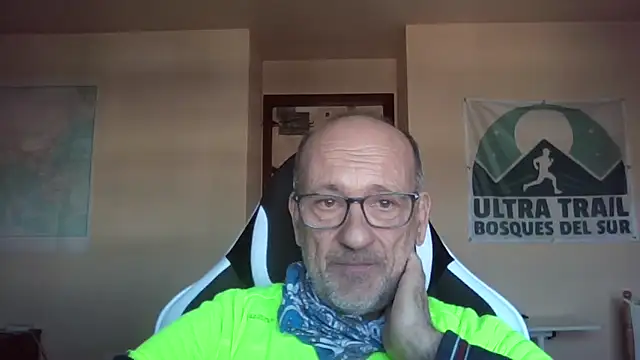 Snapshot of llopaco chatting on 02-23-26, 12:39 llopaco online show from 02-23-26, 12:39