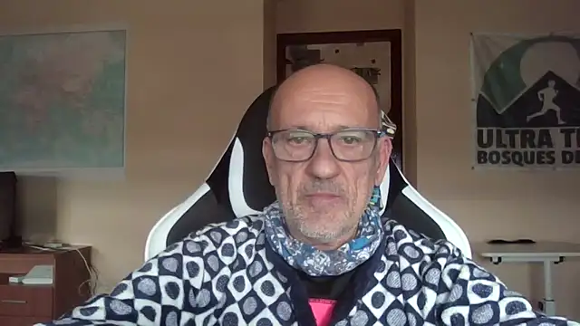 Snapshot of llopaco chatting on 02-03-26, 01:49 llopaco online show from 02-03-26, 01:49