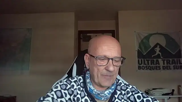 Snapshot of llopaco chatting on 01-16-26, 01:37 llopaco online show from 01-16-26, 01:37