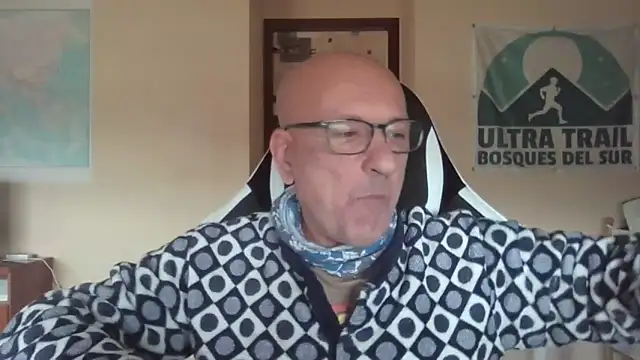 llopaco online show from 12-19-25, 01:46