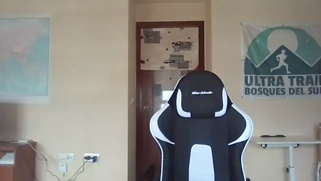 llopaco online show from 11-15-25, 01:15