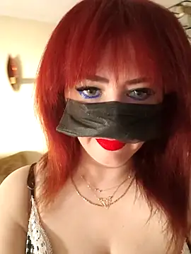 Loly2025 online show from 05-24-26, 03:34