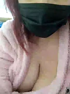 Loly2025 online show from 02-20-25, 01:03