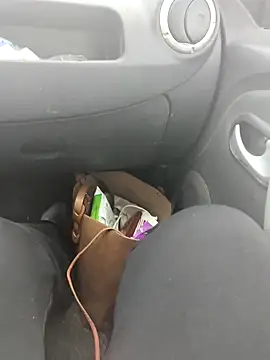 Loly2025 online show from 02-16-25, 10:43