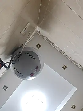 Loly2025 online show from 12-16-25, 04:33