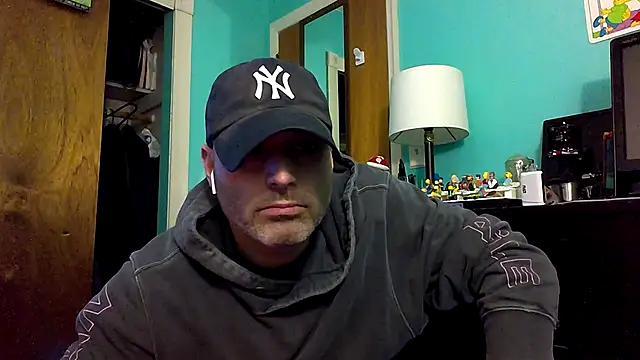 Snapshot of Novabear6996 chatting on 02-27-25, 04:57 Novabear6996 online show from 02-27-25, 04:57