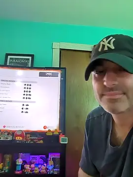 Novabear6996 online show from 05-12-26, 06:03