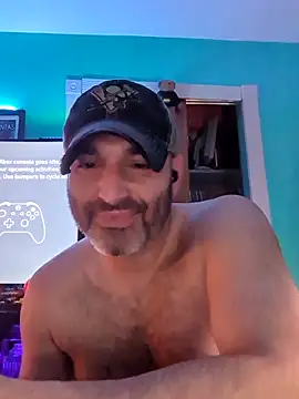 Novabear6996 online show from 05-11-26, 07:10