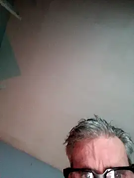 Billgreen69 online show from 11-18-25, 07:17