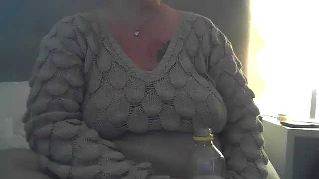Snapshot of sizha6 chatting on 09-20-25, 03:06 sizha6 online show from 09-20-25, 03:06