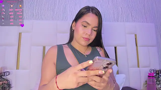 hillary uckerman  online show from 09-26-25, 11:39