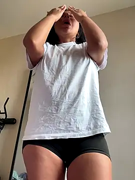 Karla Stein2025 online show from 11-05-25, 05:05