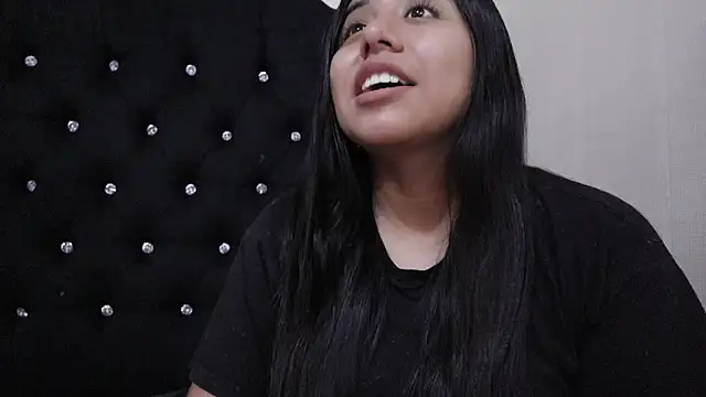 Snapshot of Karla_Stein2025 chatting on 02-01-26, 04:00 Karla Stein2025 online show from 02-01-26, 04:00