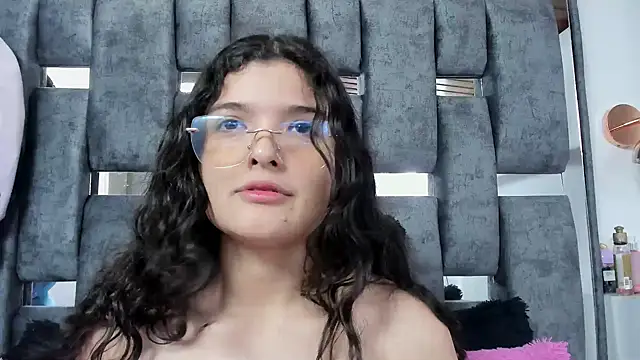 ARTEMISAKIM online show from 09-13-25, 02:22