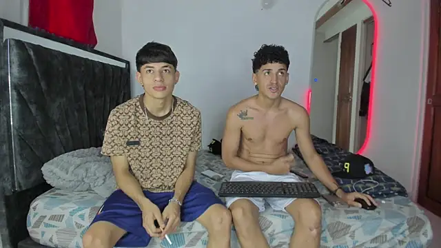tonypaul13 online show from 05-13-26, 02:57
