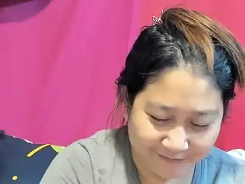 Snapshot of hotchubby88 chatting on 02-13-25, 01:37 hotchubby88 online show from 02-13-25, 01:37