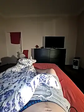 Snapshot of DerechteJunge chatting on 09-20-25, 02:27 DerechteJunge online show from 09-20-25, 02:27