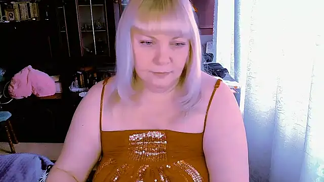 FlowerButterf online show from 03-03-26, 10:00