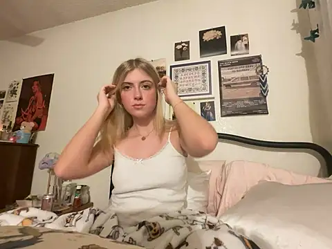 sinfulblonde1 online show from 02-24-25, 05:54