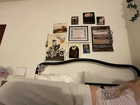 sinfulblonde1 online show from 02-22-25, 02:17