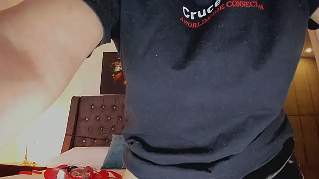 Skay Hot online show from 01-17-26, 09:40