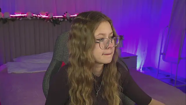 EveMundie online show from 11-14-25, 09:57