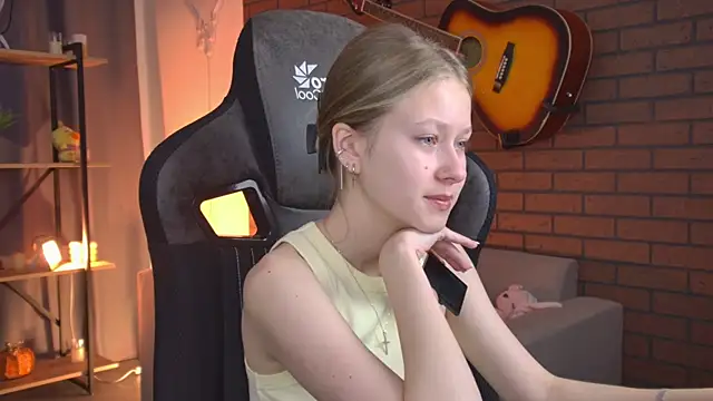 EveMundie online show from 07-01-26, 06:25