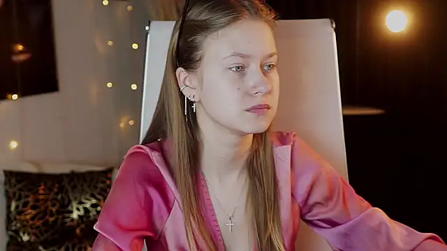 EveMundie online show from 03-28-26, 09:43